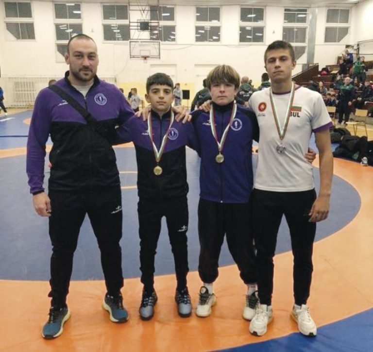 Спорт | Две титли за борците на СК “Илия Павлов”