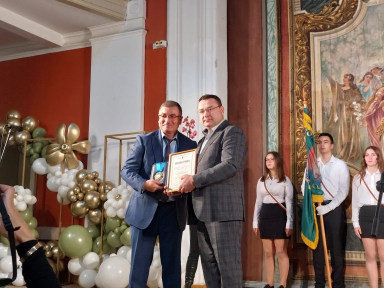 Общество | СУ „Николай Катранов“ в Свищов отбеляза своя 60-годишен юбилей