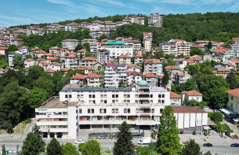 Велико Търново иска от държавата  бомбоубежище и бригадирски лагер