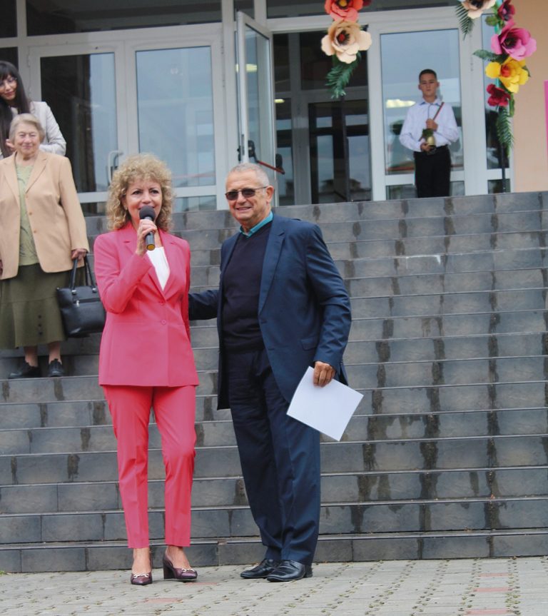 Валентина Найденова за ОУ “Бачо Киро” – училището с традиции и новаторство