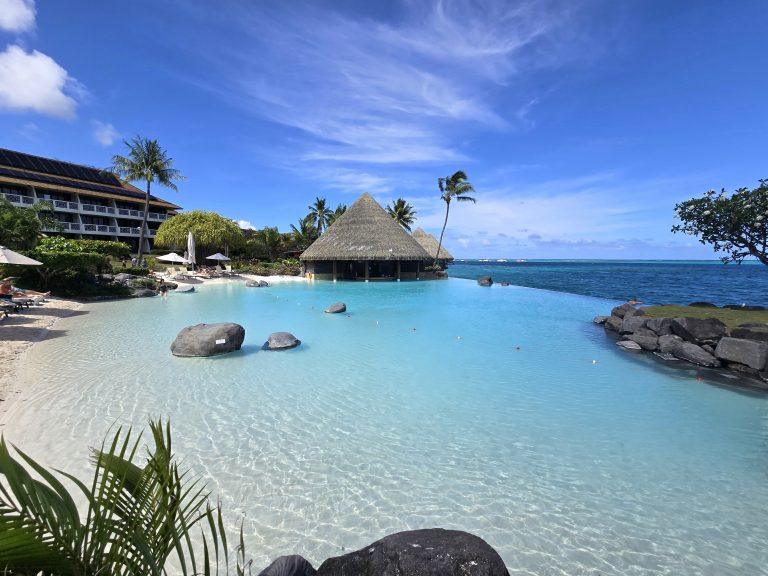 Пътешественик от Свищов е обиколил двайсетте най-красиви острови в света