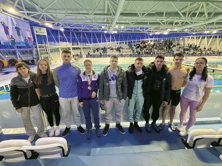 Спорт | Вики-Луис Алекс Сауерман с 5 медала за “Етър 2000”