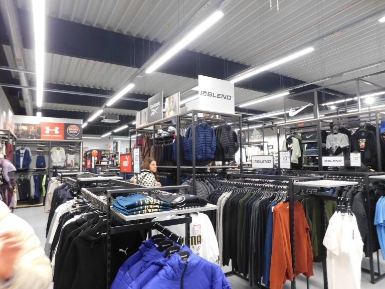 Разширеният и обновен Търговски парк отвори врати и ще радва великотърновци