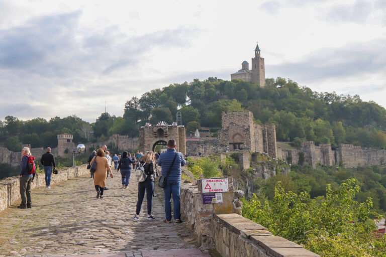 Общество | Областта е отличник по брой студенти и посещения на музеите