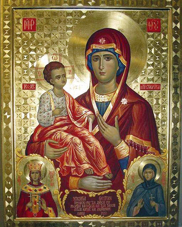 Общество | Чудотворни икони на Св. Богородица  помагат на болни в Арбанаси и в Свищов