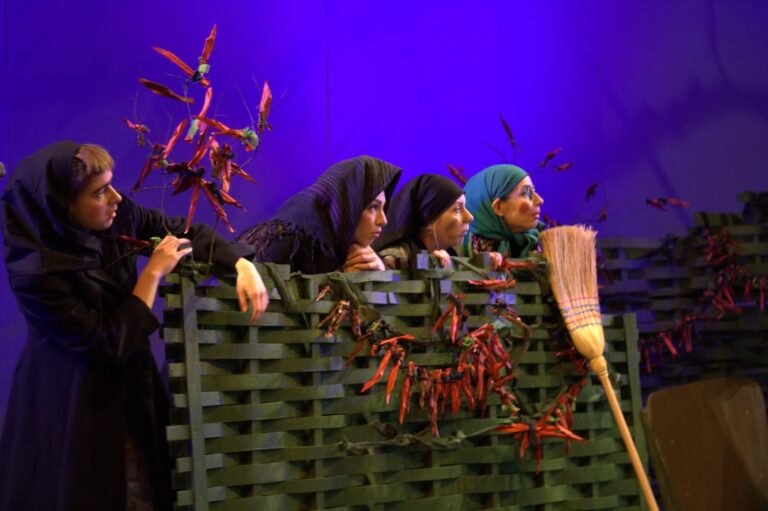 Горещи новини | С 25% увеличиха заплатите на работещите в търновския театър