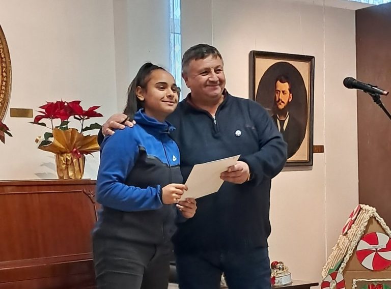 Фондация „Ангели от Лим“ раздаде 3600 лв. стипендии