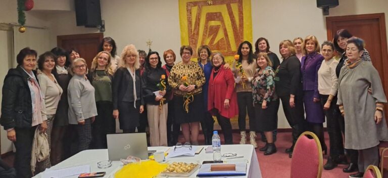 Зонта връчи годишни стипендии на бъдещи акушерка и мед.сестра