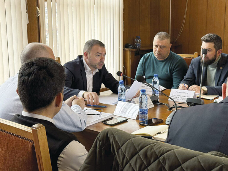 Общество | Мерки за превенция от горски пожари обсъждаха при областния управител