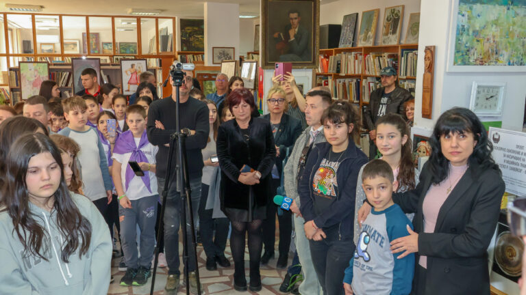 С изложбата „Долината на тракийските царе“ беше поставено началото на родолюбива инициатива