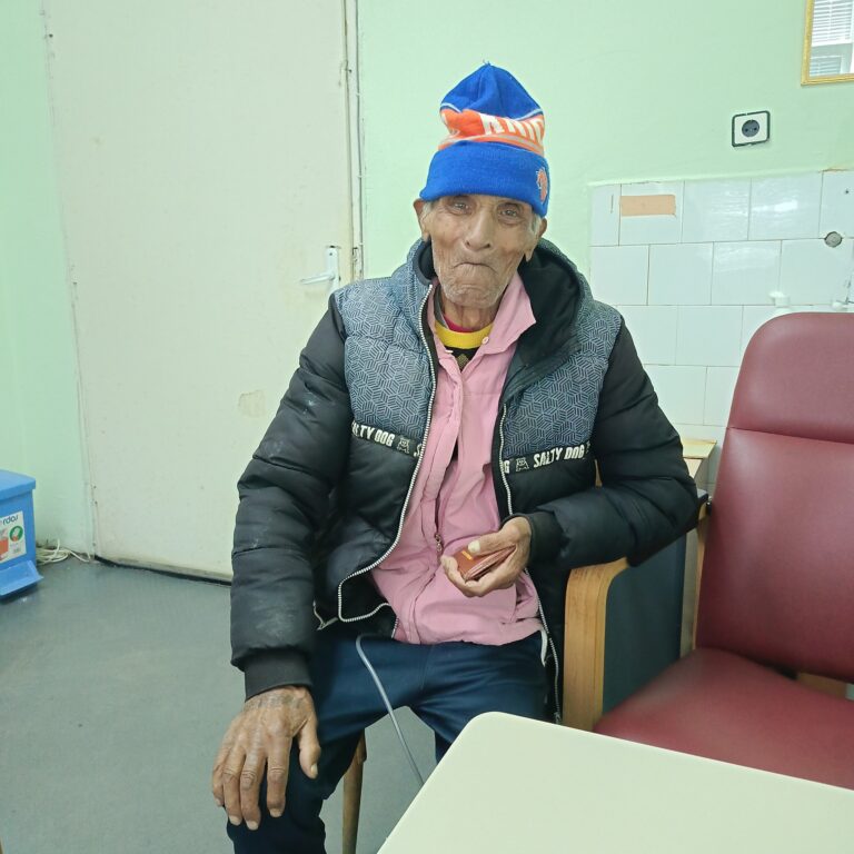 Горещи новини | Онкоболен живее във фургон в Павликени