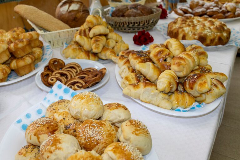 Бъдещи хлебари и сладкари показаха майсторските си умения в Стражица