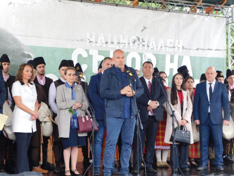 Кашкавал с трюфели стана хит на събора на овцевъдите