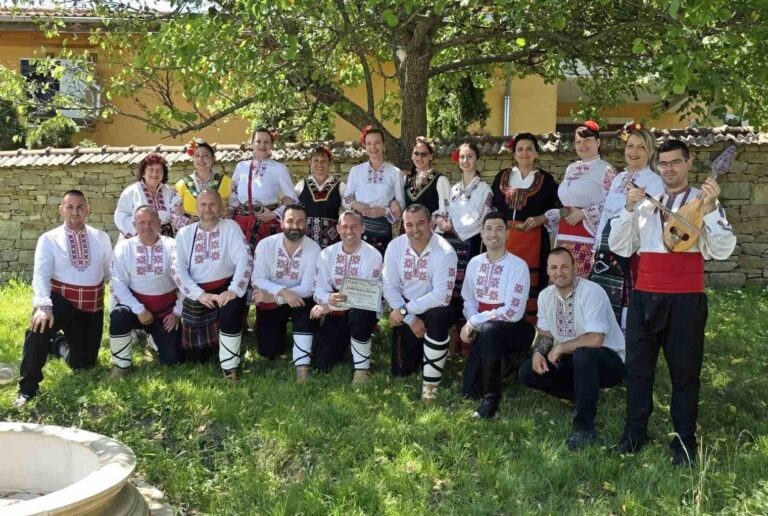 В Мерданя с песни за хайдути, възстановка и народни танци самодейци припомниха героичното ни минало
