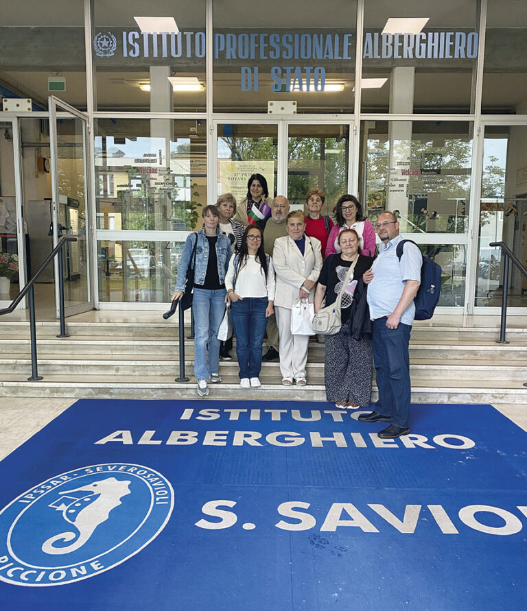 Учители от ПГСАГ “Ангел Попов” – гр. Велико Търново, обмениха опит в Италия по проект