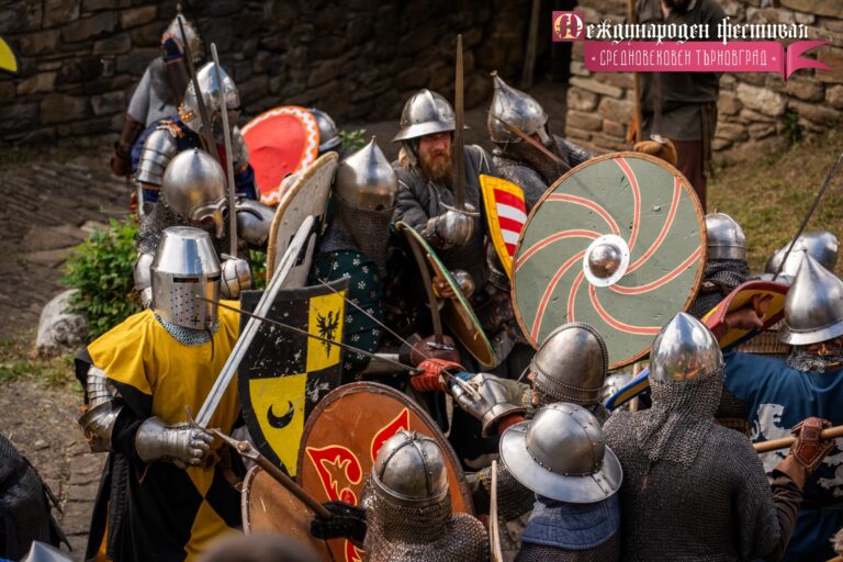 Горещи новини | Над 230 реконструктори идват на Царевец за средновековния фестивал