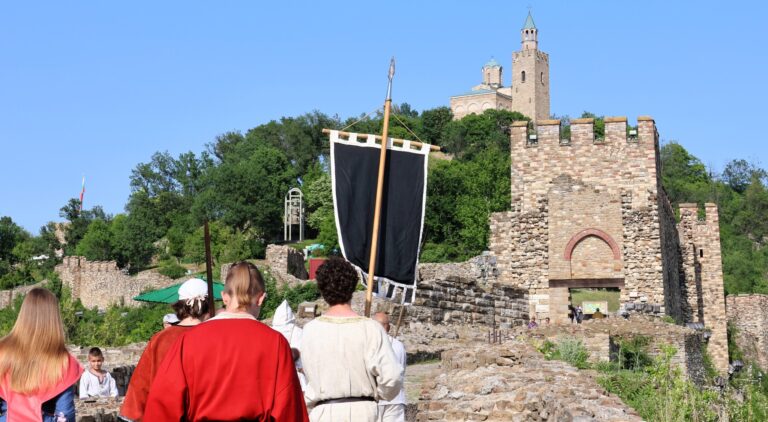 Времето на търновските царе Петър и Асен оживява на Царевец този уикенд