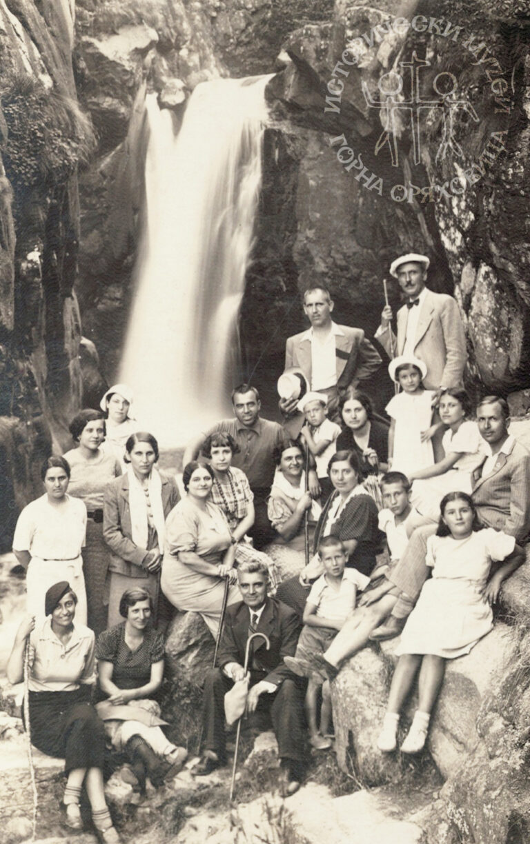 Вировете по Янтра били единственото място за плажни развлечения в миналото