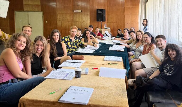 Във великотърновския театър започнаха репетициите  за българската премиера на мюзикъла „Дракула“