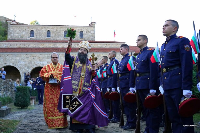 Велико Търново отбеляза 117 годиниот  обявяването на българската Независимост