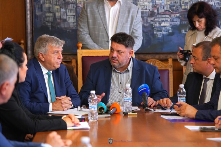 Нова измервателна станция ще следи  замърсява ли „Кроношпан“ въздуха