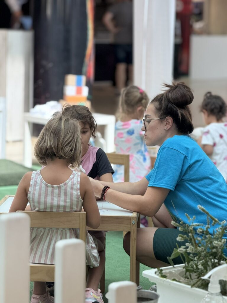 Чрез Монтесори метода историята се превърна в живо преживяване в Mall Veliko Tarnovo