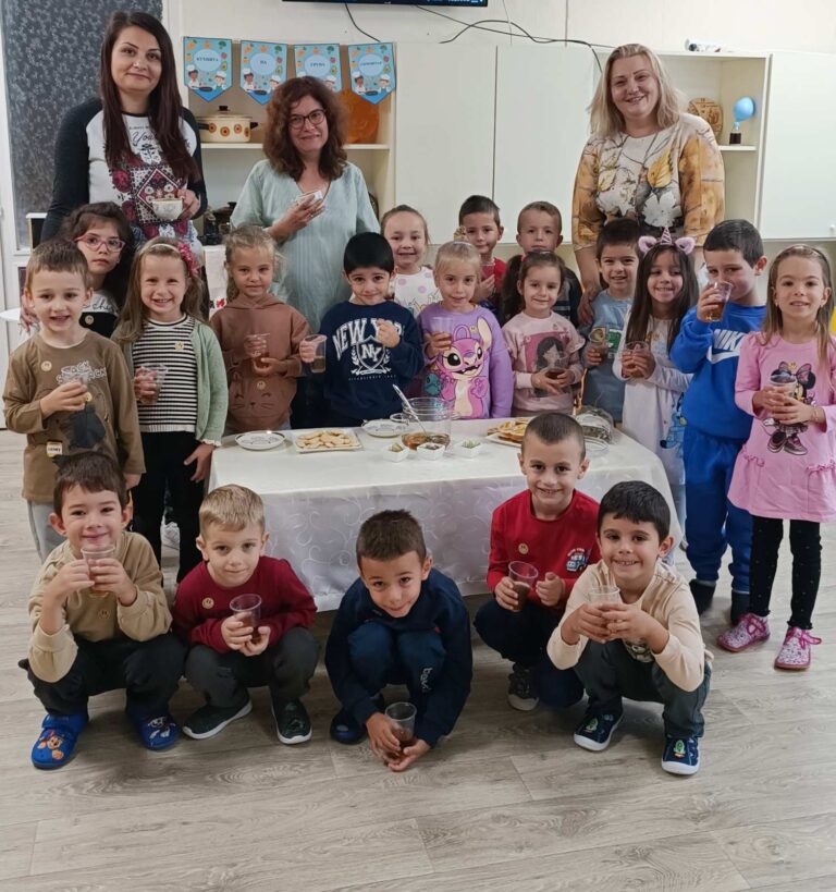 Общество | Малчугани учиха как да се хранят  здравословно и да спортуват редовно