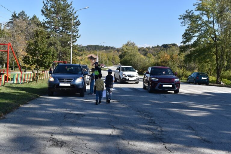Урок по пътна безопасност се проведе  на специализираните площадки в Балван