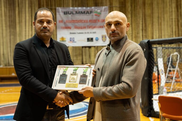 Горещи новини | Велико Търново събра олимпийските надежди в ММА