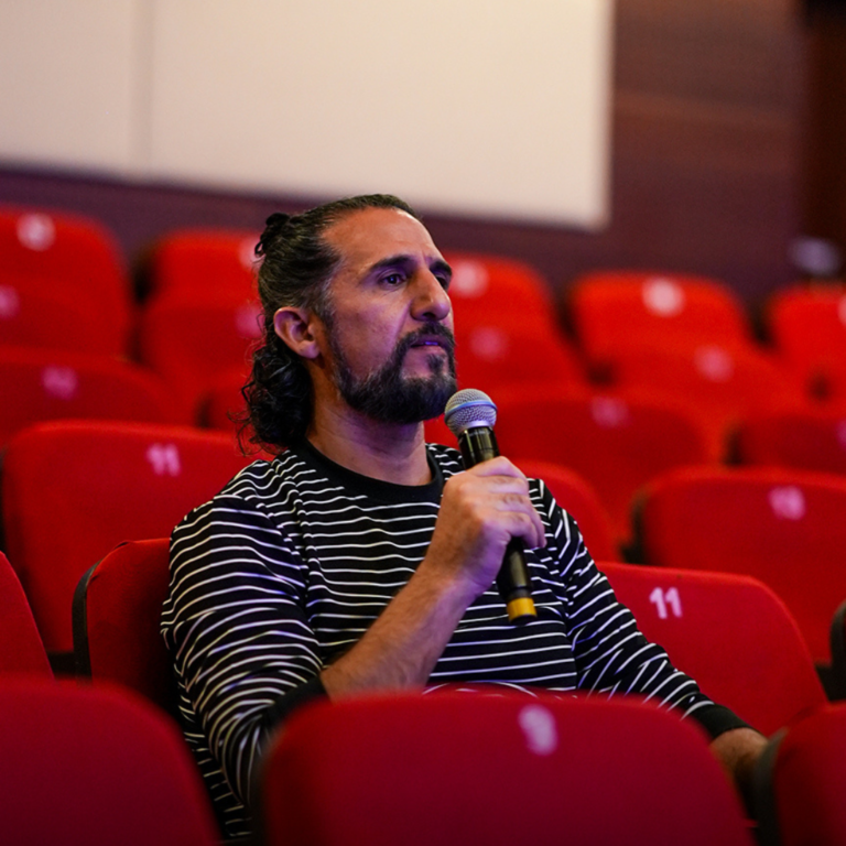 Серхат Турак:  „Пренесохме традицията на сцената с визуални  ефекти и елементи на съвременен танц“