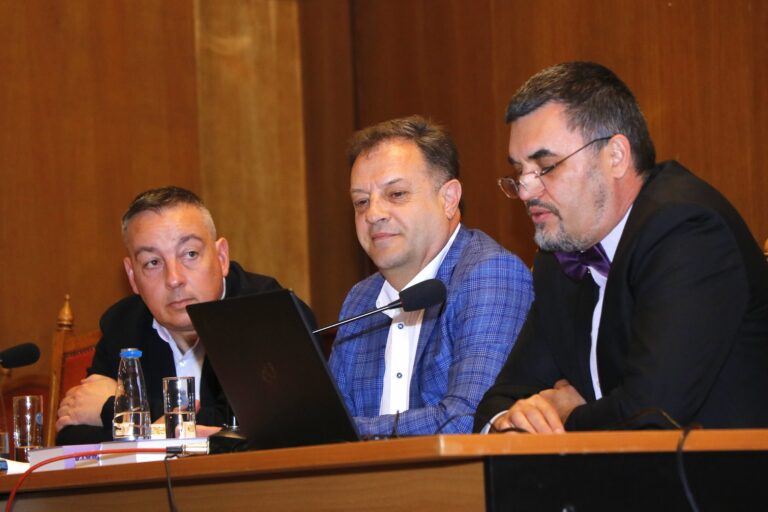 Хирургът проф. д-р Свилен Маслянков  е номиниран за почетен граждани на Велико Търново