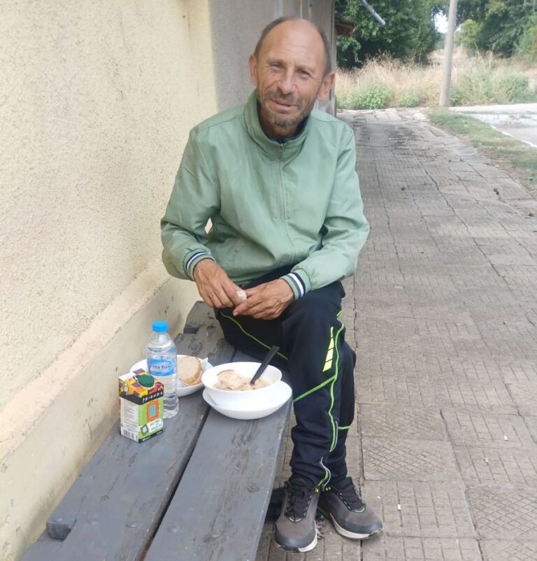 Издирва се мъж с психично заболяване