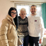 Най-четени | Финансист събира средства  за старите хора в Балкана