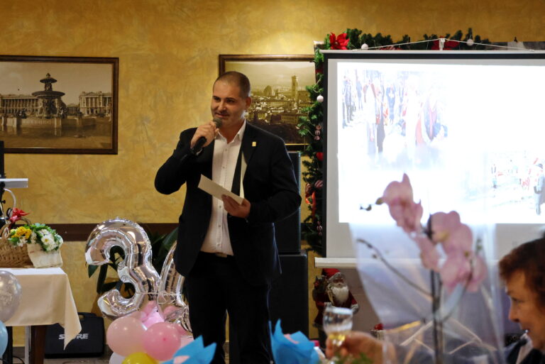 Лясковският клуб „Мазневска чешмичка“ отпразнува две важни годишнини в Деня на християнското семейство