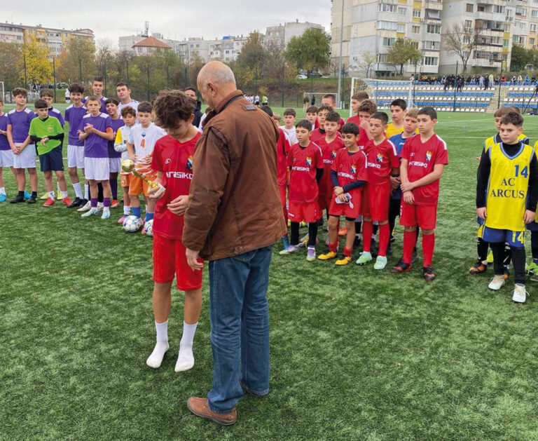 Спорт | СУ “Вела Благоева” с трето място на общинските игри по футбол