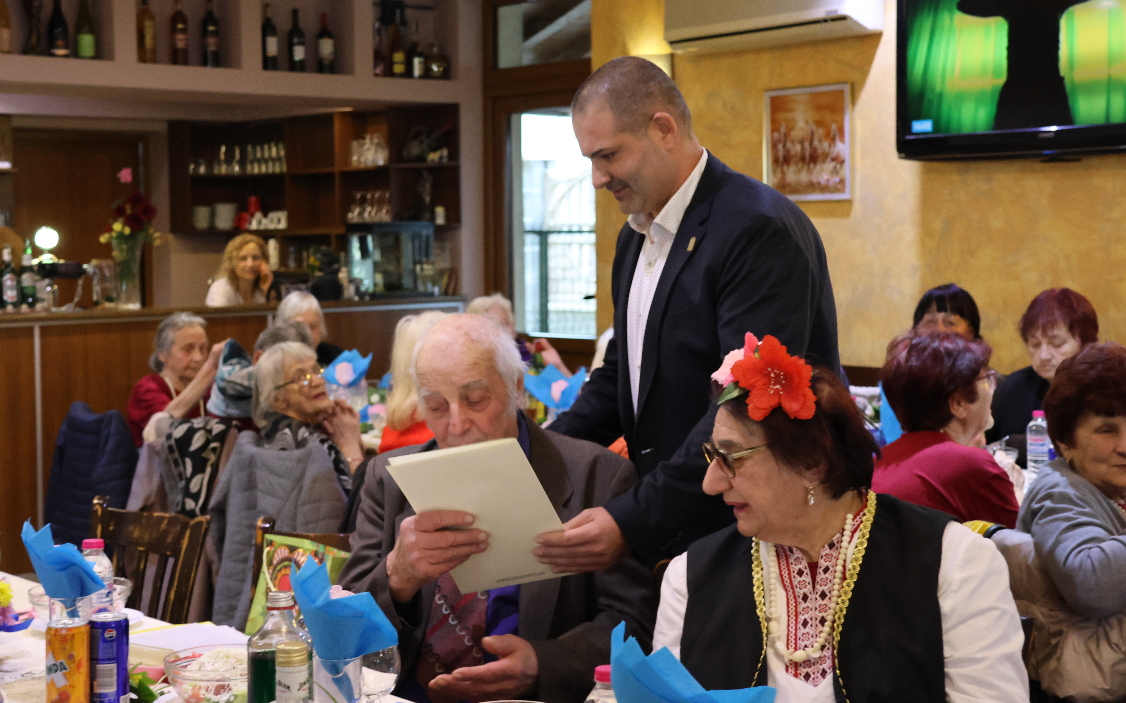 Лясковският клуб „Мазневска чешмичка“ отпразнува две важни годишнини в Деня на християнското семейство