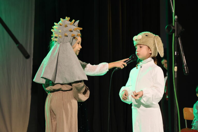 Лясковското начално училище почете патрона си Цани Гинчев по случай 190 години от рождението му