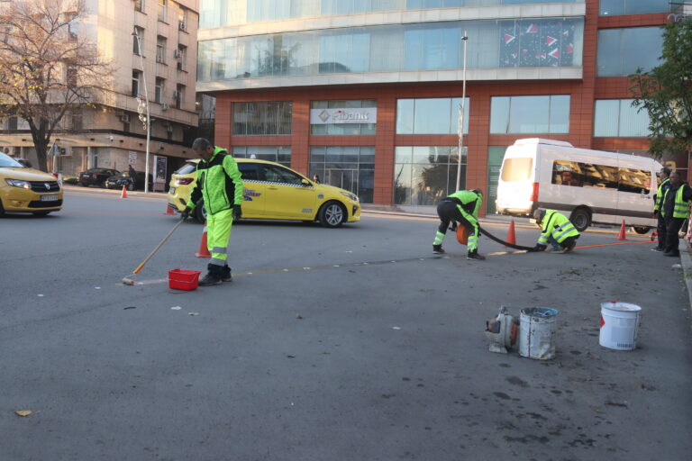 Горещи новини | Направиха временно кръгово на  кръстовището пред кино „Искра“