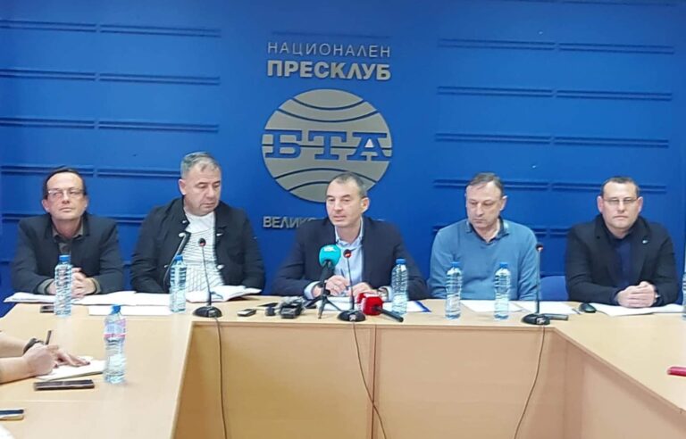 Горещи новини | „Кроношпан“: „Няма вредни емисии,  ще премахнем и водните пари“