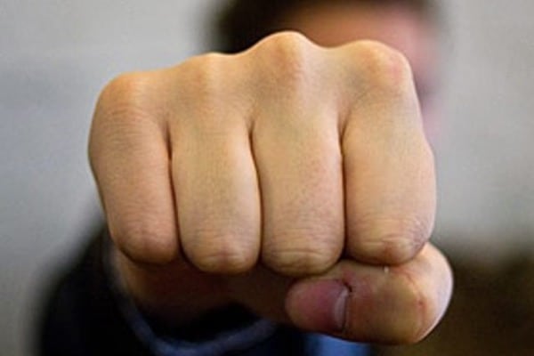 Горещи новини | Арестуваха двама за домашно насилие