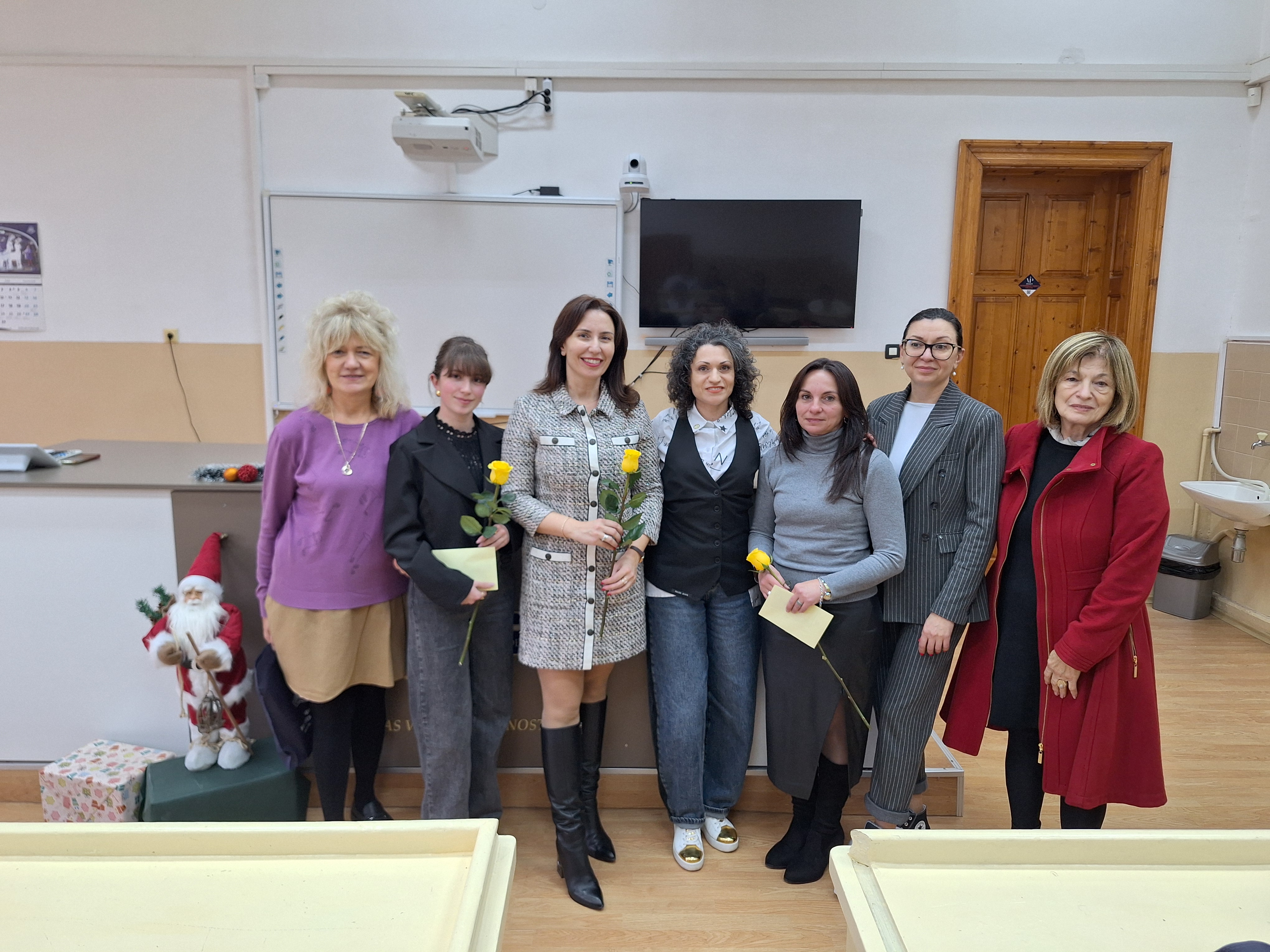 „Зонта“ раздаде стипендии на медицински сестри и акушерки