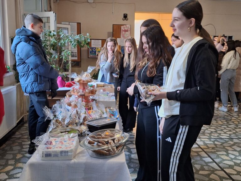 В навечерието на Коледа златаровци демонстрираха отлични кулинарни умения