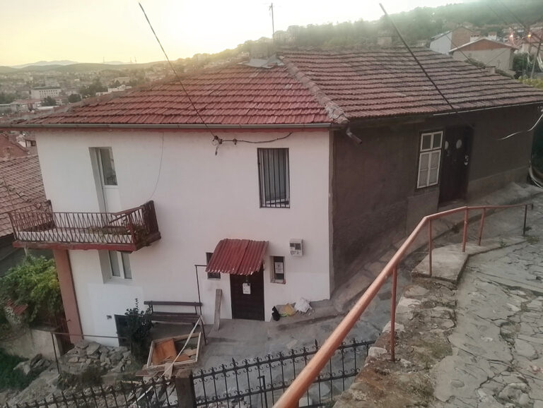 Безподобните Жана и Франц Ваврек – здравните жреци на търновци