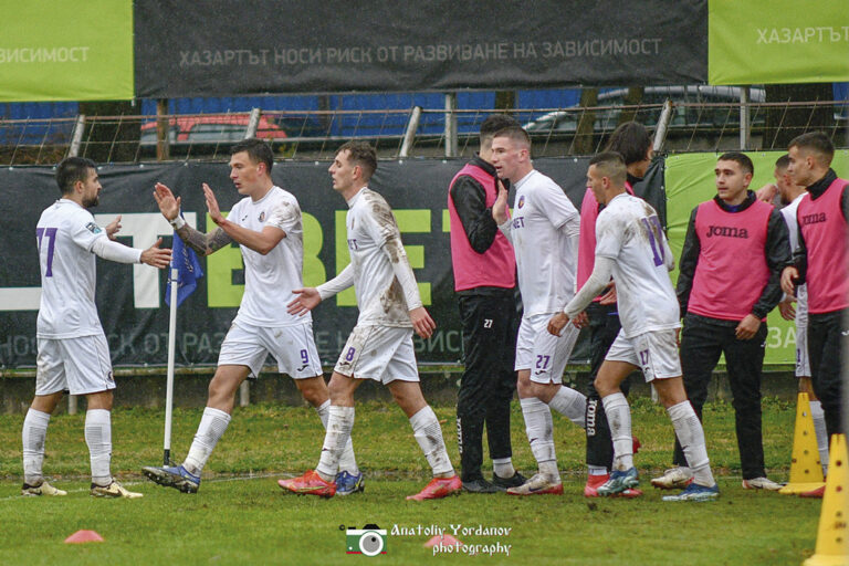 Спорт | Пет контроли насрочи “Етър”, раздели се с петима футболисти