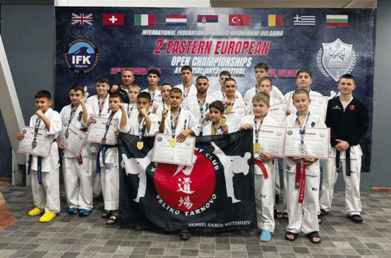 Спорт | 9 златни медала за великотърновския “Катана”  от Източноевропейско открито първенство