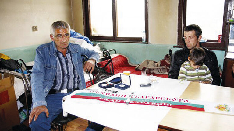 Десетки нуждаещи се минаха за  30 години през приюта на достойния българин Христо Атанасов