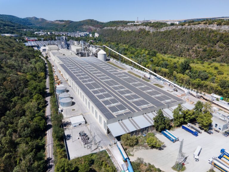 Общество | Проверките показаха, че няма замърсяване  от „Кроношпан“ във Велико Търново