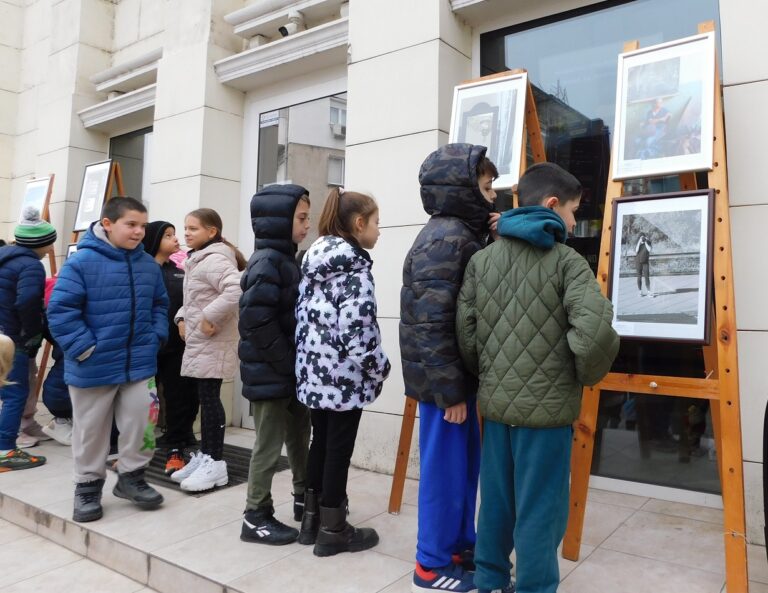 Фотоизложба „Николай Колев Gold“ откри великотърновски ерудит