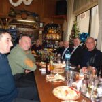 Най-четени | Ветераните на „Етър“ с благотворителна помощ към двама колеги на коледния банкет