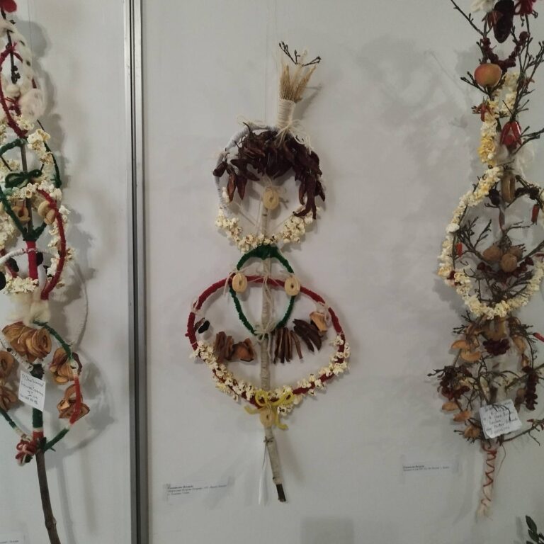 Определиха кои са най-хубавите сурвакници в конкурса-изложба „От Коледа до Васильовден“